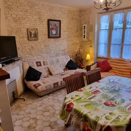 Maison De Bord De Normandie Du Debarquement Proche Caen Nyaraló *