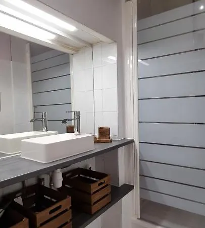 Maison De Bord De Normandie Du Debarquement Proche Caen