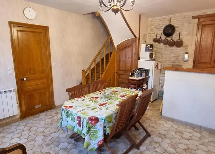 Maison De Bord De Normandie Du Debarquement Proche Caen * Bernières-sur-Mer