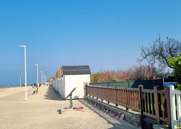 Maison De Bord De Normandie Du Débarquement Proche Caen Hébergement de vacances *